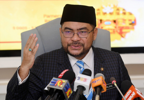Jumaat Diisytihar Hari Penggunaan Tulisan Jawi - Mujahid