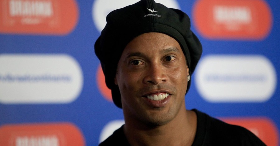 &quot;Saya BaikBaik Saja, Tanpa Gejala,&quot; Ronaldinho Disahkan