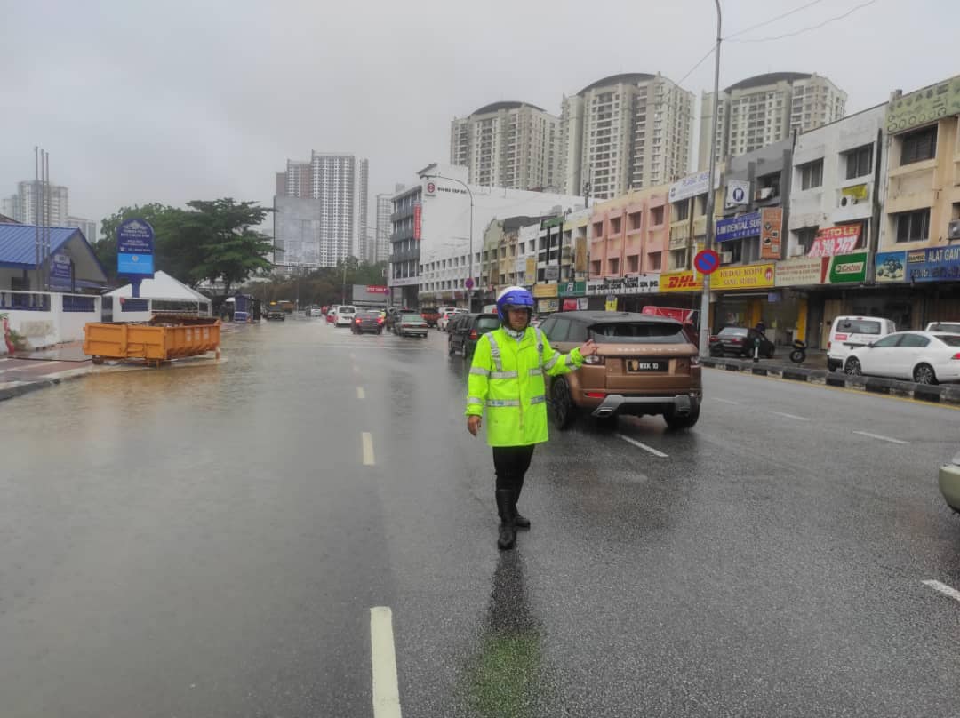 polis tolong dbkl