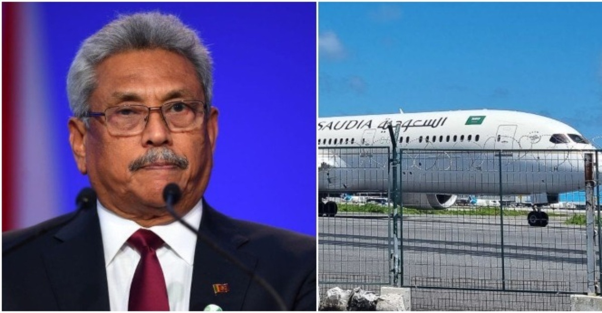 rajapaksa terbang ke singapura