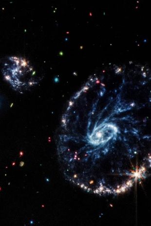 Nasa keluarkan imej galaksi carthwheel