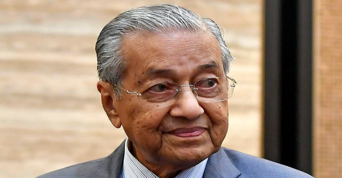 tun dr mahathir dibenar keluar ijn