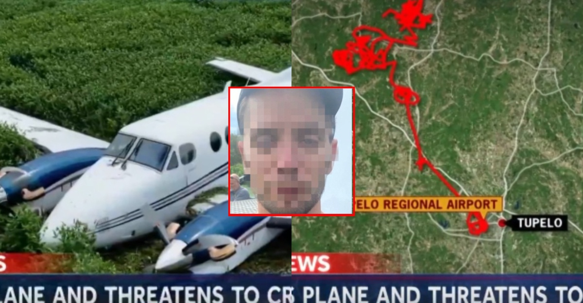 pilot curi pesawat rempuh mall