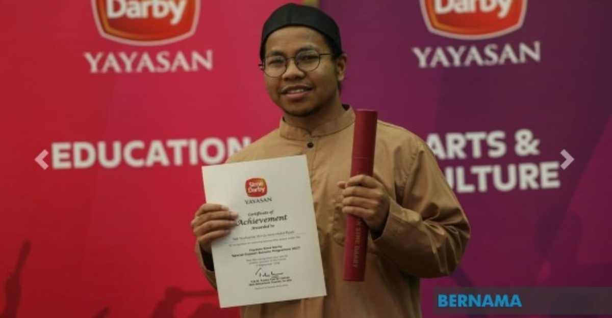 Berjaya Duduki SPM, Hafaz Al-Quran