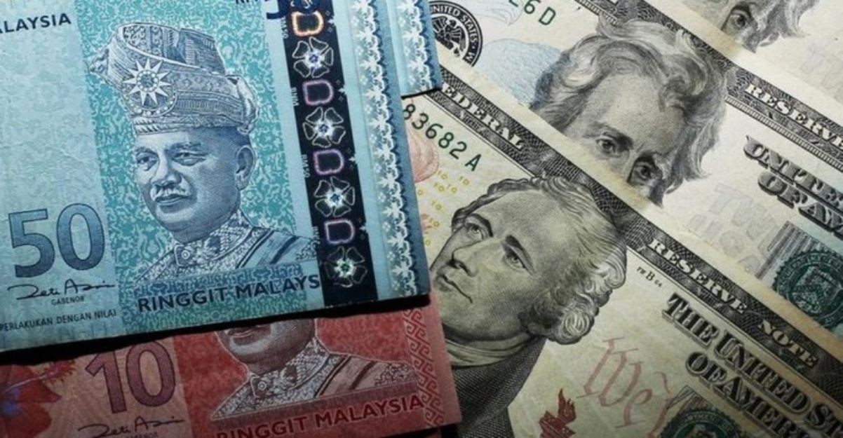Ringgit Dibuka Tinggi Sedikit Berbanding Dolar AS