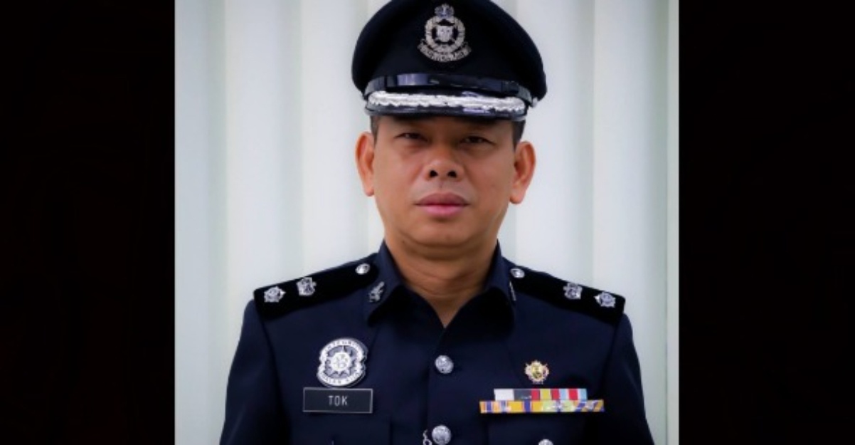 pemandu lori direman empat hari