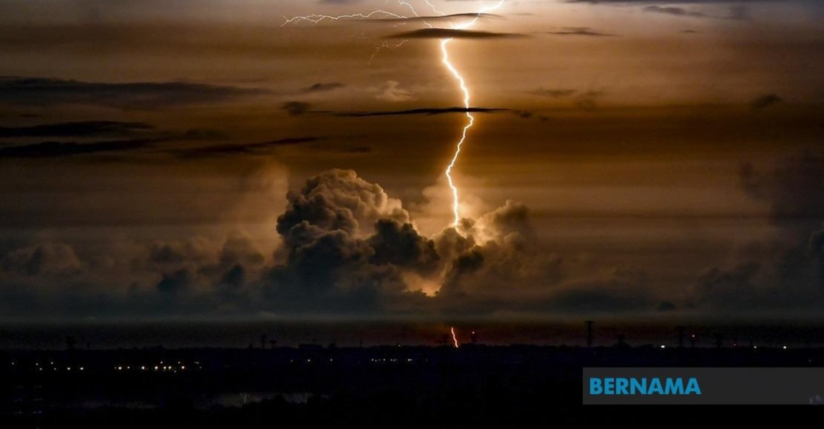 Hujan Lebat Ribut Petir Di Pantai Barat Semenanjung Bermula Selasa