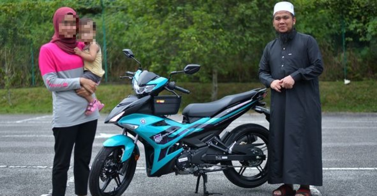 Ebit Lew Hadiahkan Ibu Tunggal Y15