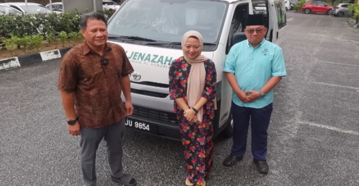 hannah yeoh bantu beli van jenazah