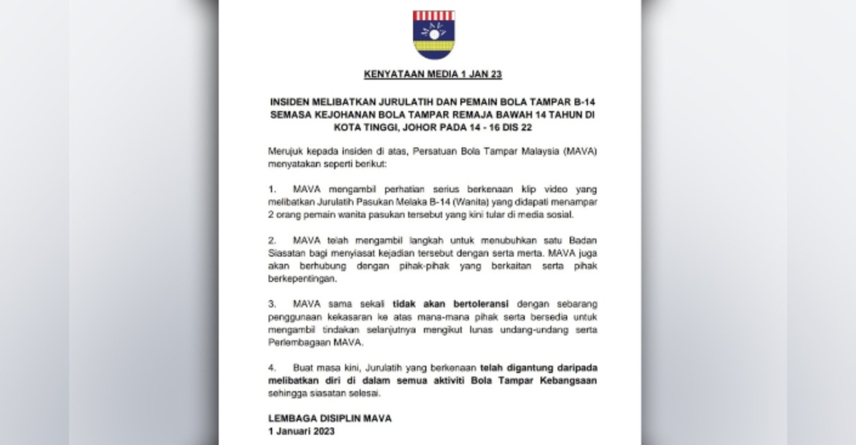 jurulatih bola tampar digantung