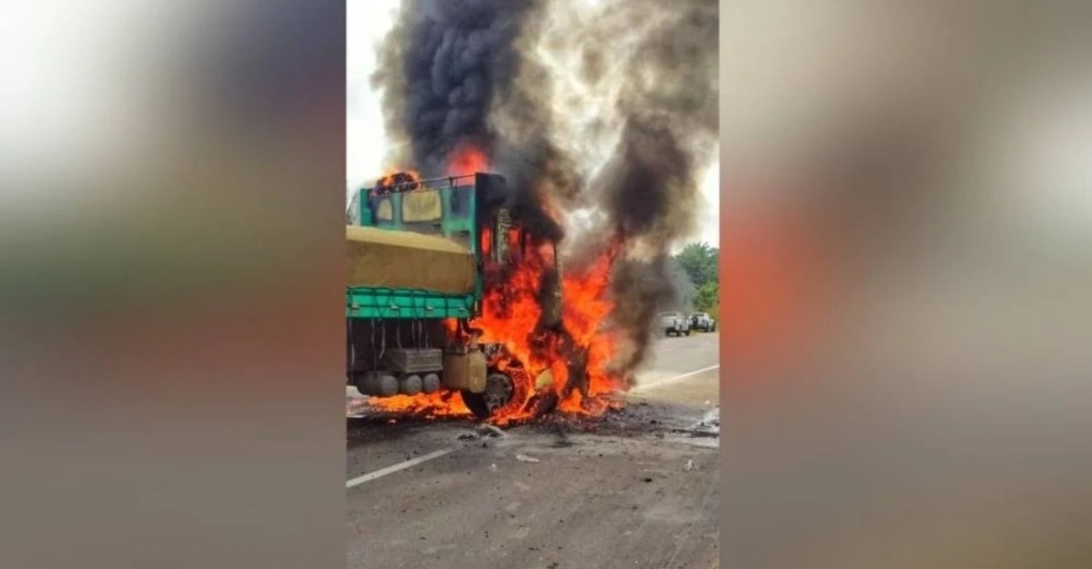 Dua Individu Rentung Terbakar