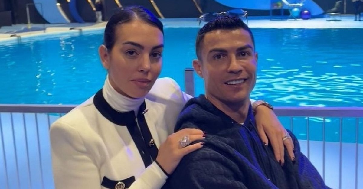 Ronaldo Cari Tukang Masak