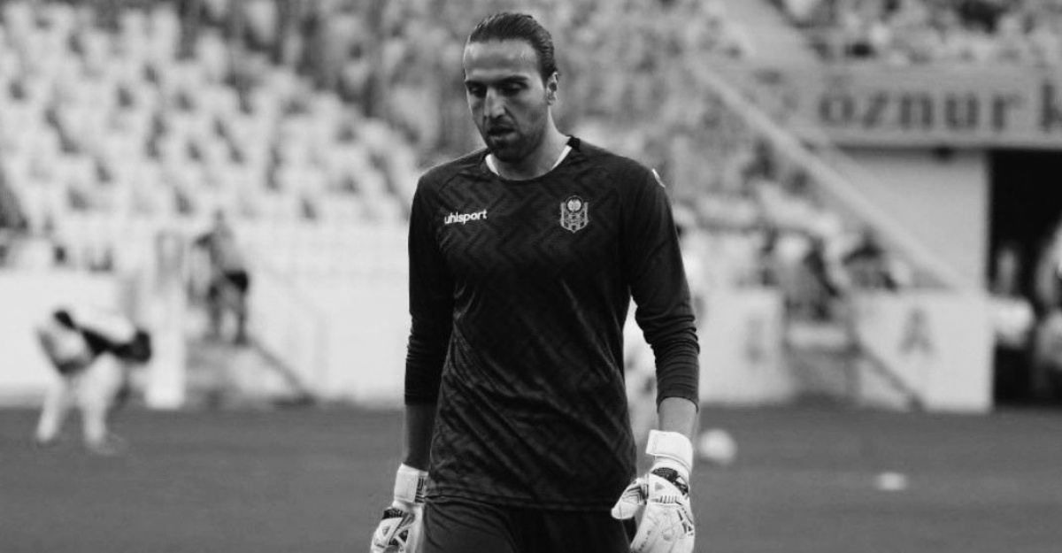 Penjaga Gol Ahmet Eyup Terkorban