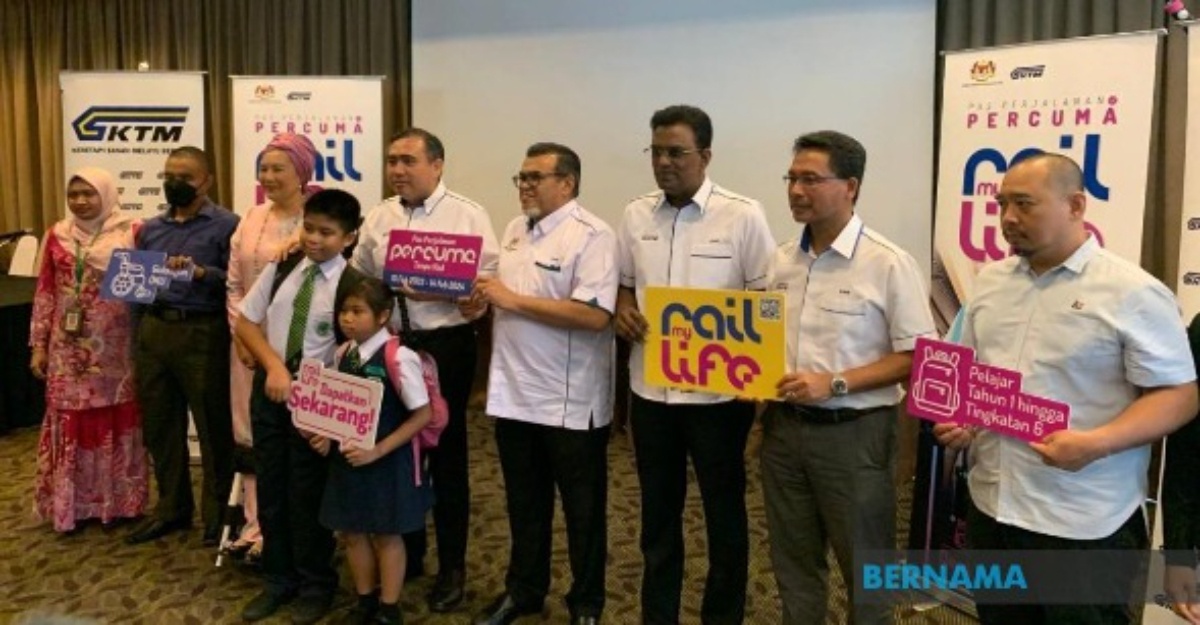 pelajar sekolah pas MyRailLife