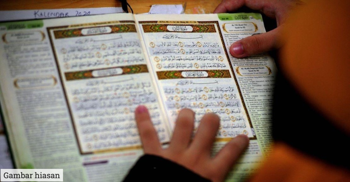 hukum al-quran bawah bantal