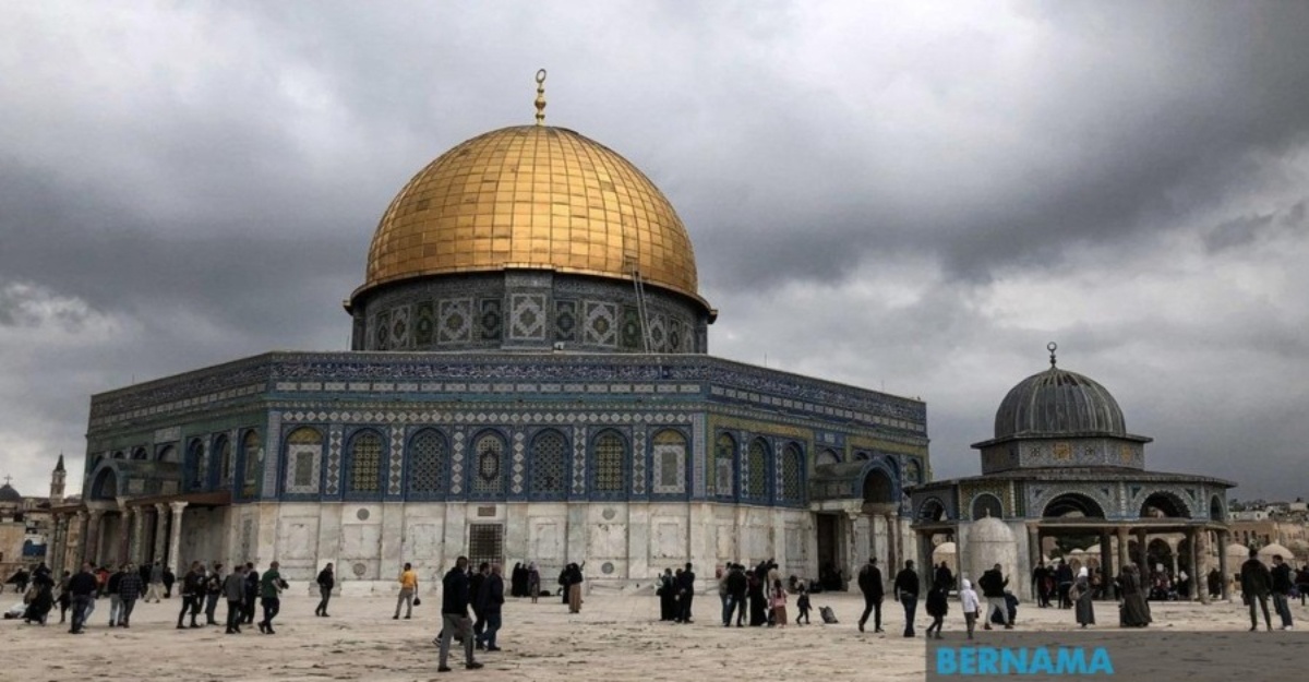 Israel umum sekatan