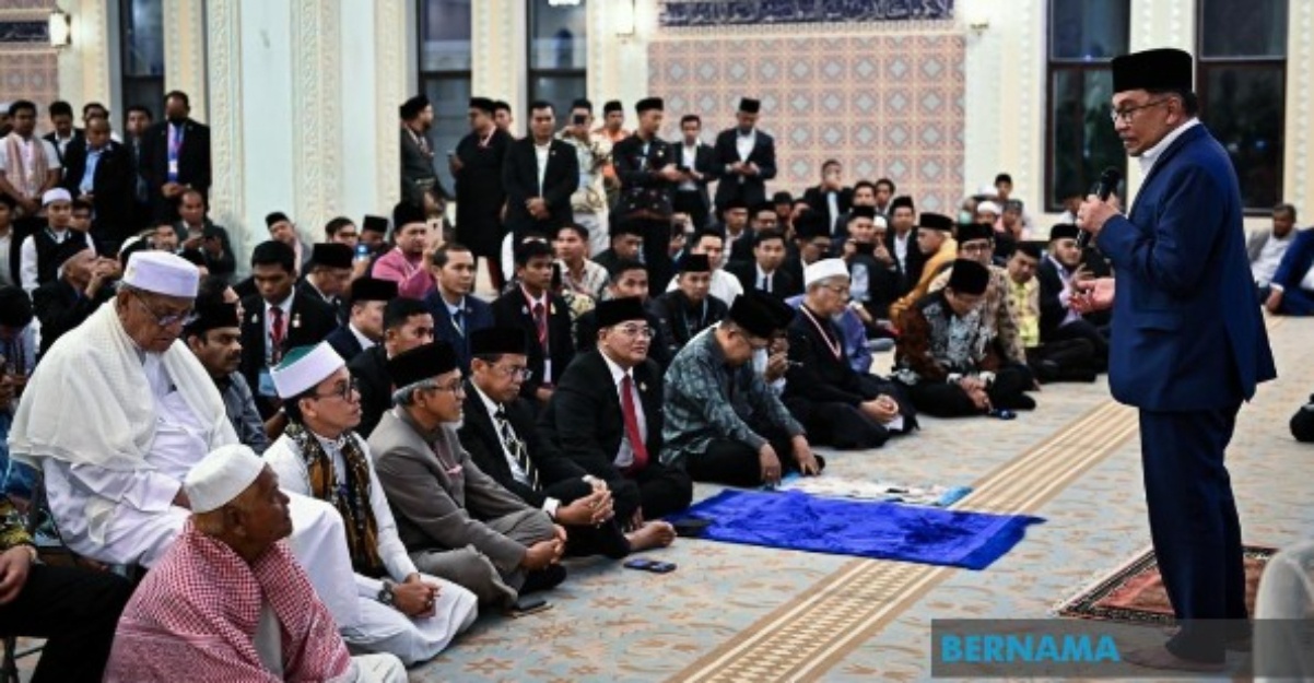 anwar lawatan kemboja