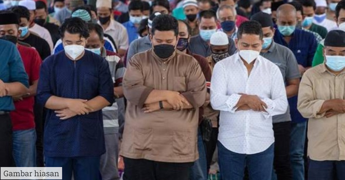 Solat sunat aidilfitri pelitup muka