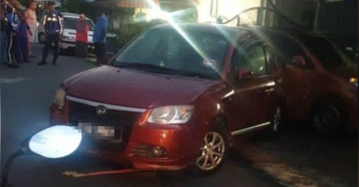 langgar isteri reverse kereta