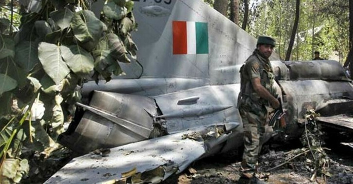jet pejuang terhempas india