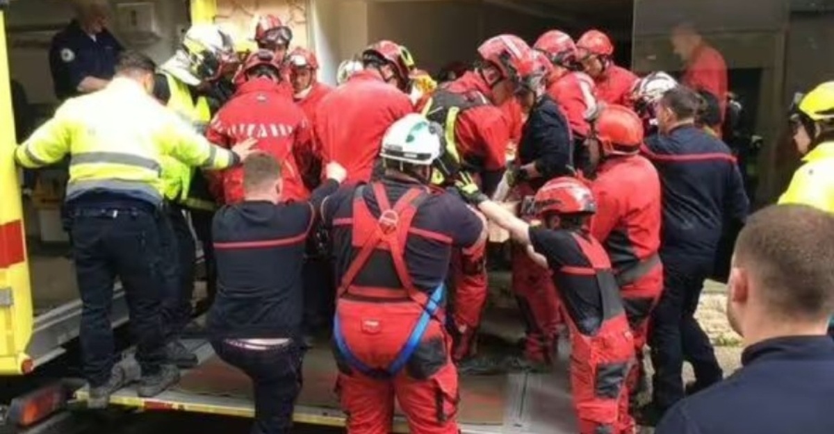 pecahkan tembok wanita 391kg