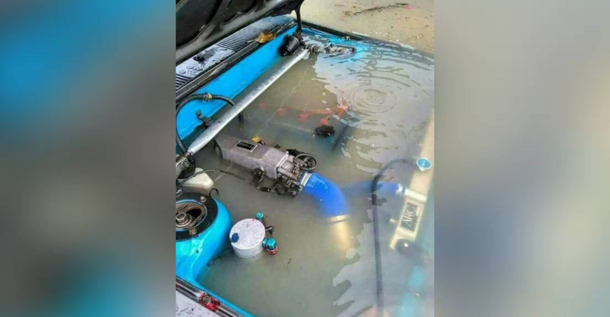 elak kereta banjir