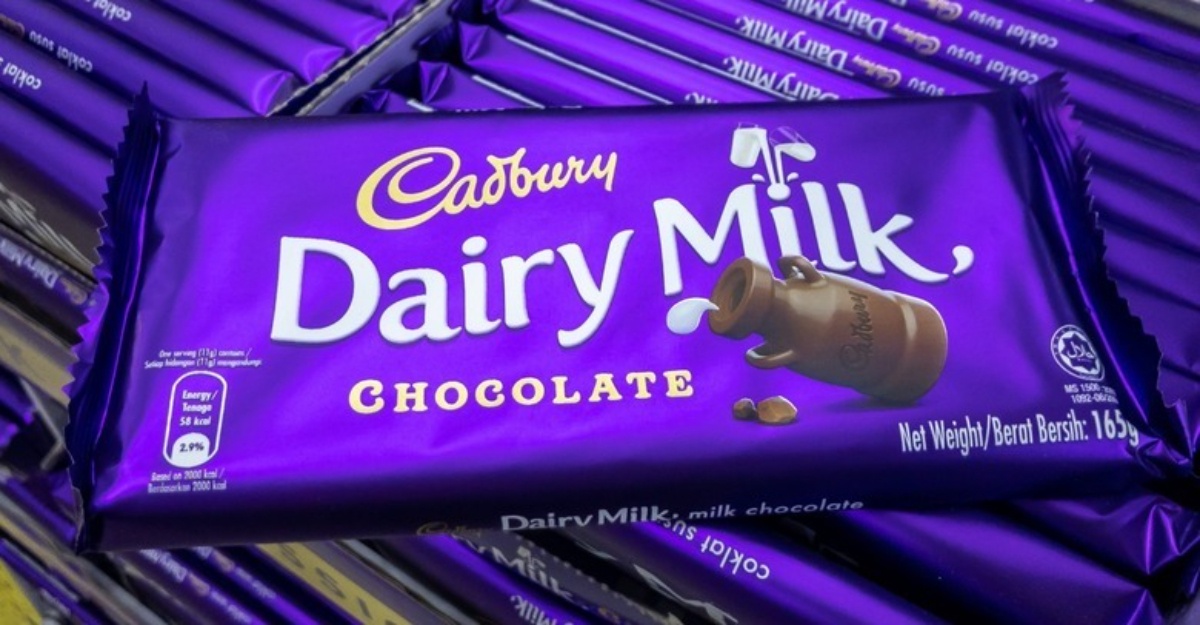 Cadbury guna warna purple
