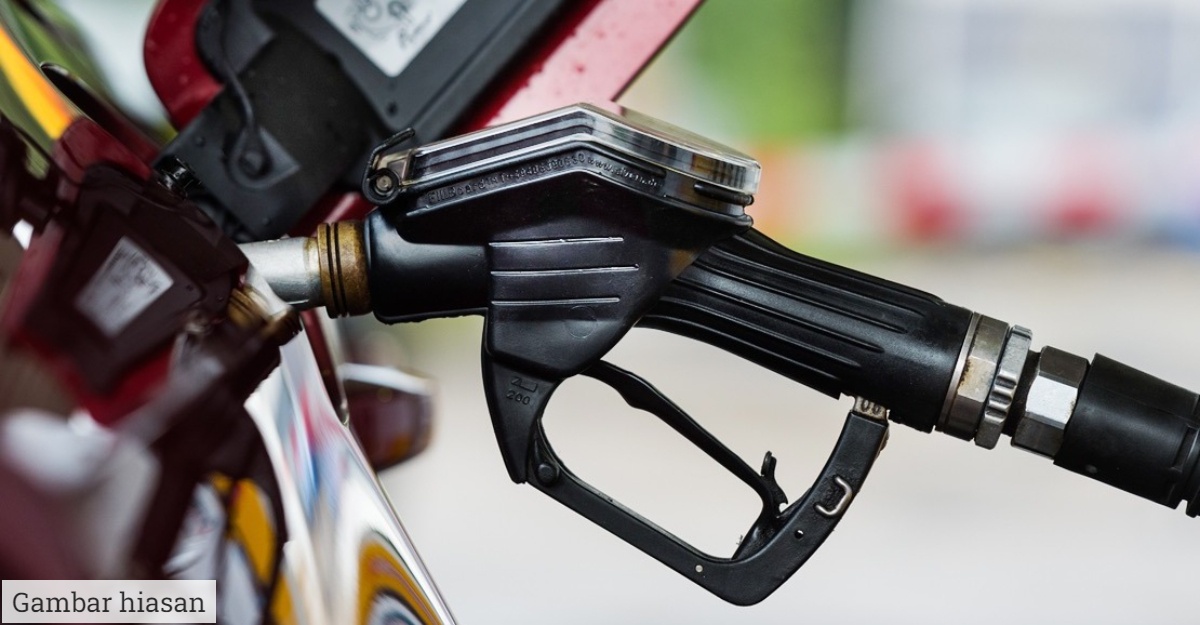 tersalah isi diesel kereta