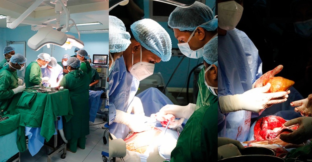 Doktor Tenrera Sri Lanka Keluarkan Batu Karang Terbesar
