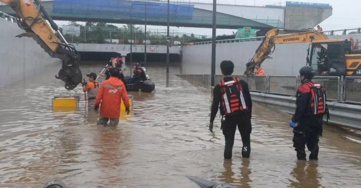 Kejadian banjir dan tanah runtuh