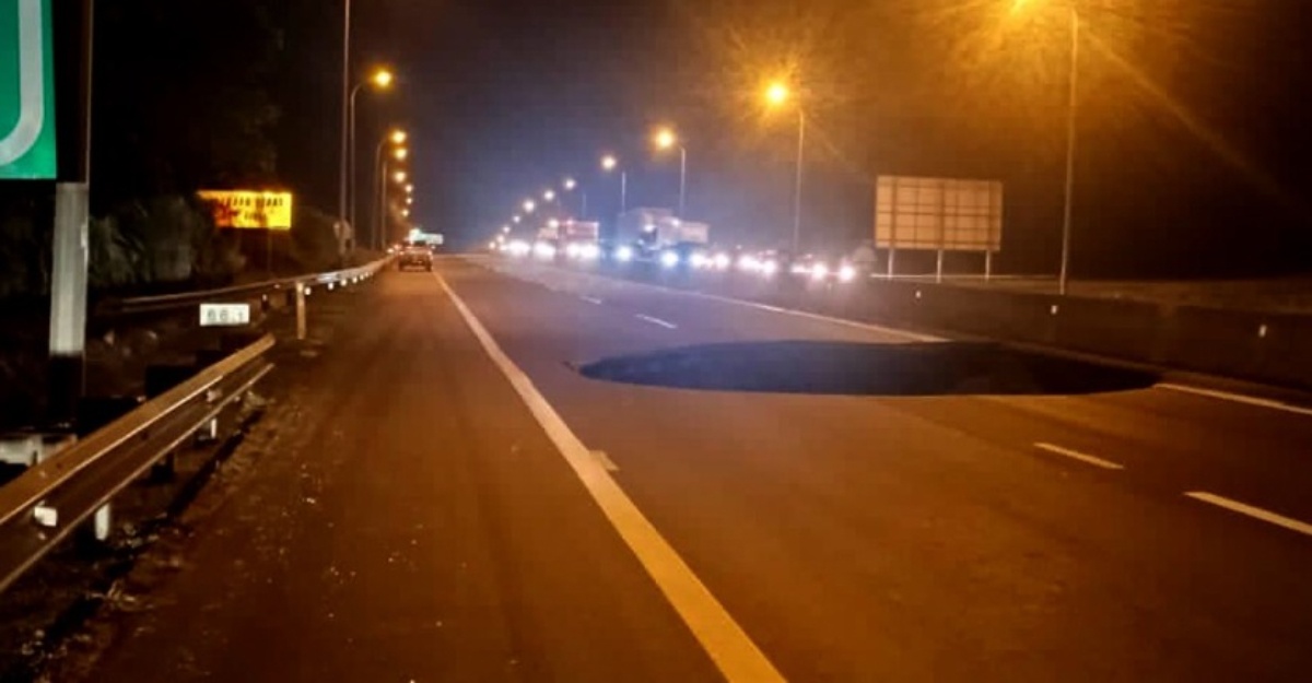 Lebuhraya Kuala Lumpur-Karak tanah mendap