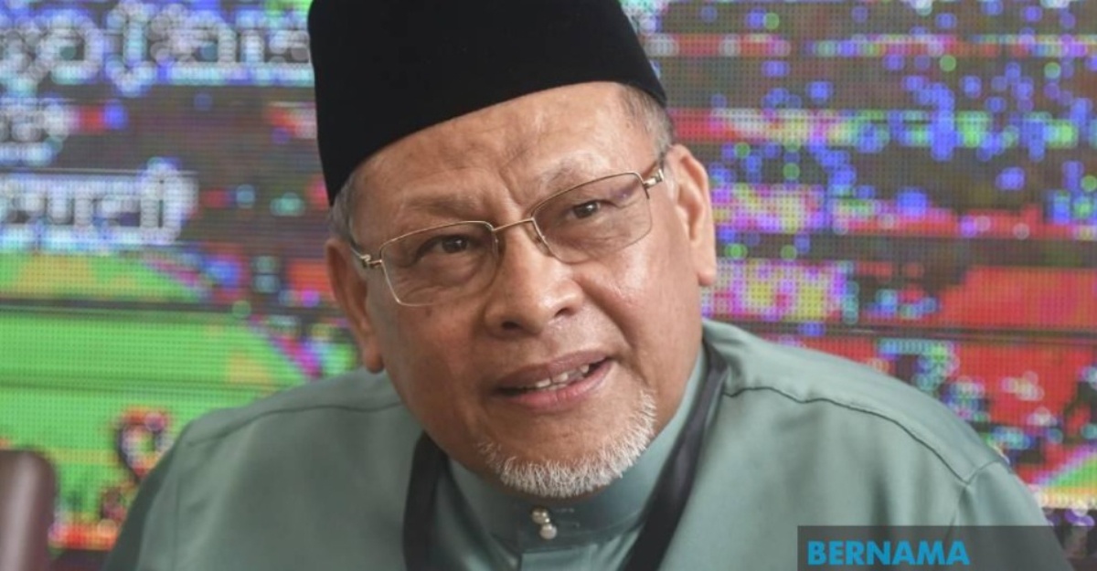 warga emas nyanyuk