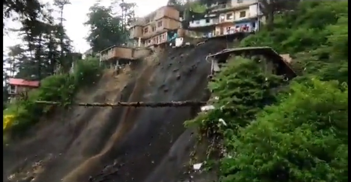 tanah runtuh besar shimla