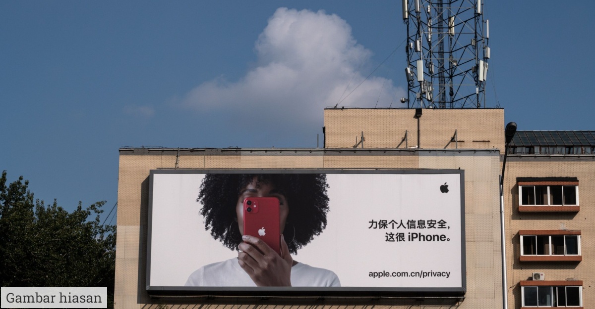 China iphone pegawai kerajaan pusat