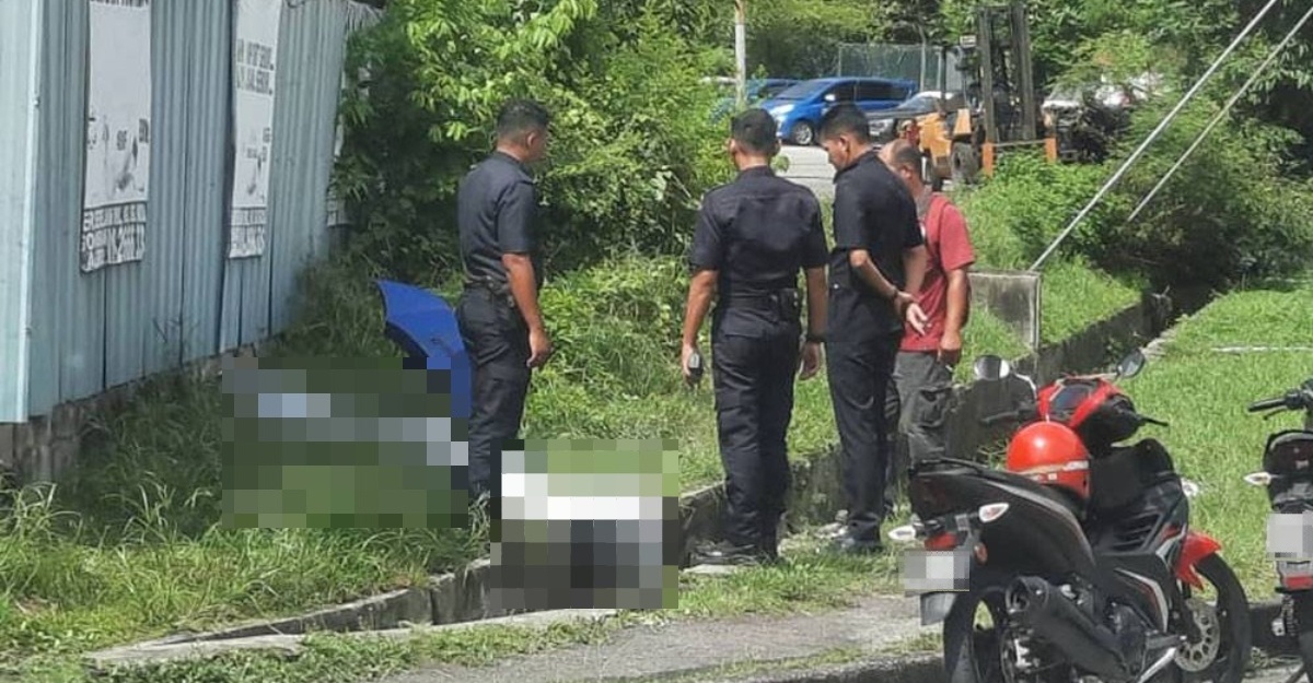 Mayat Lelaki tepi longkang