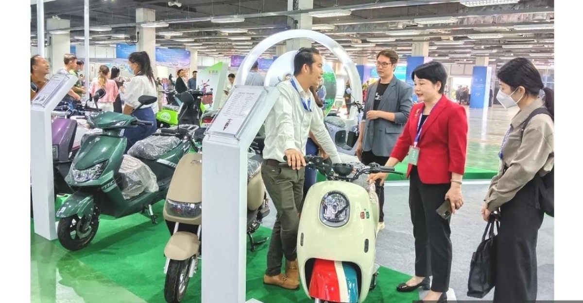 pembeli motosikal elektrik rebat