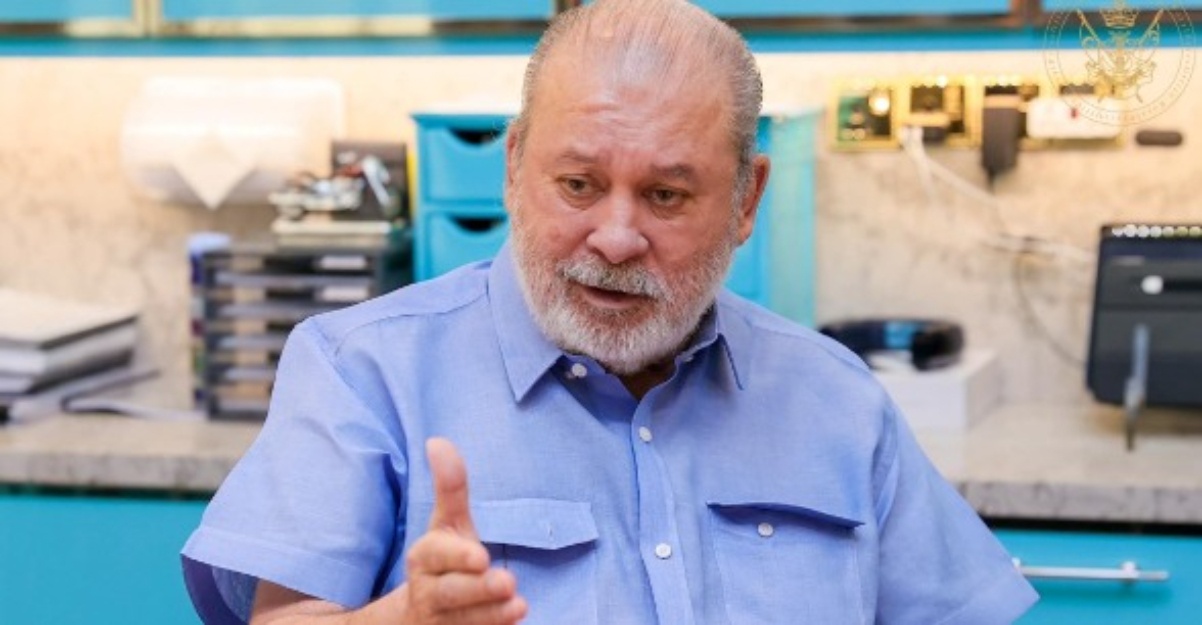 sultan ibrahim penjawat awam