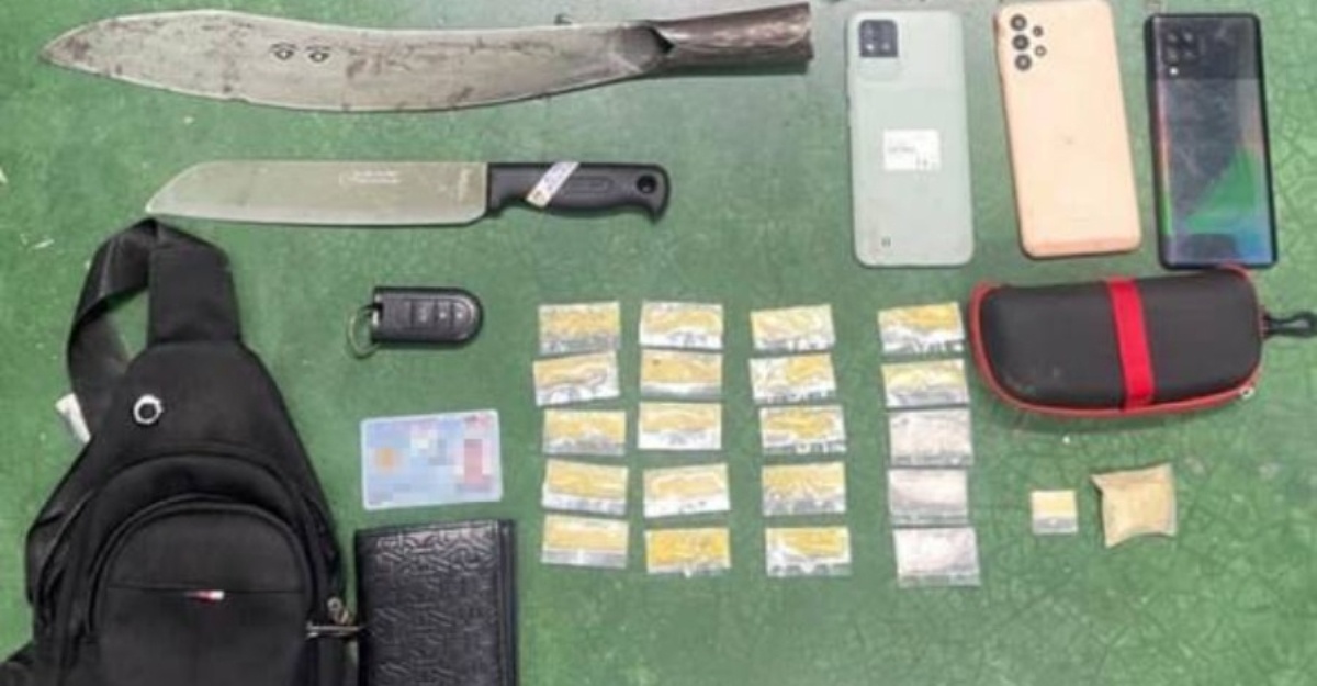 Cubaan bunuh anggota polis