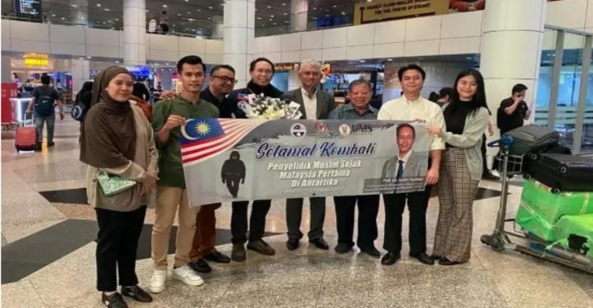 Prof Justin Malaysia Pertama Antartika