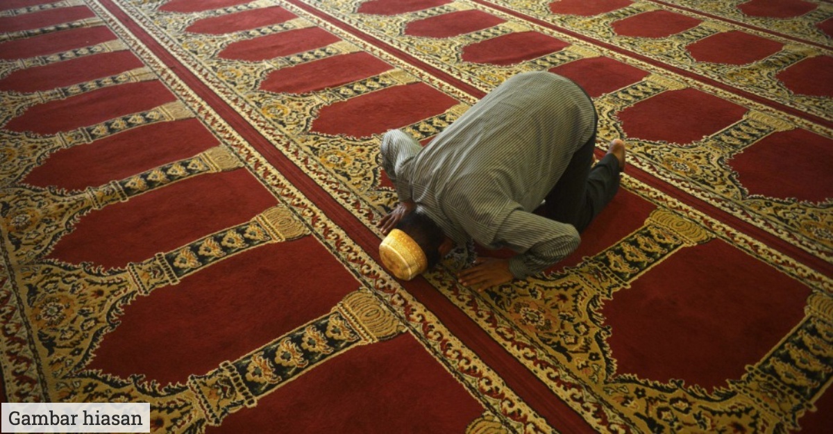 Hukum Solat atas Kerusi