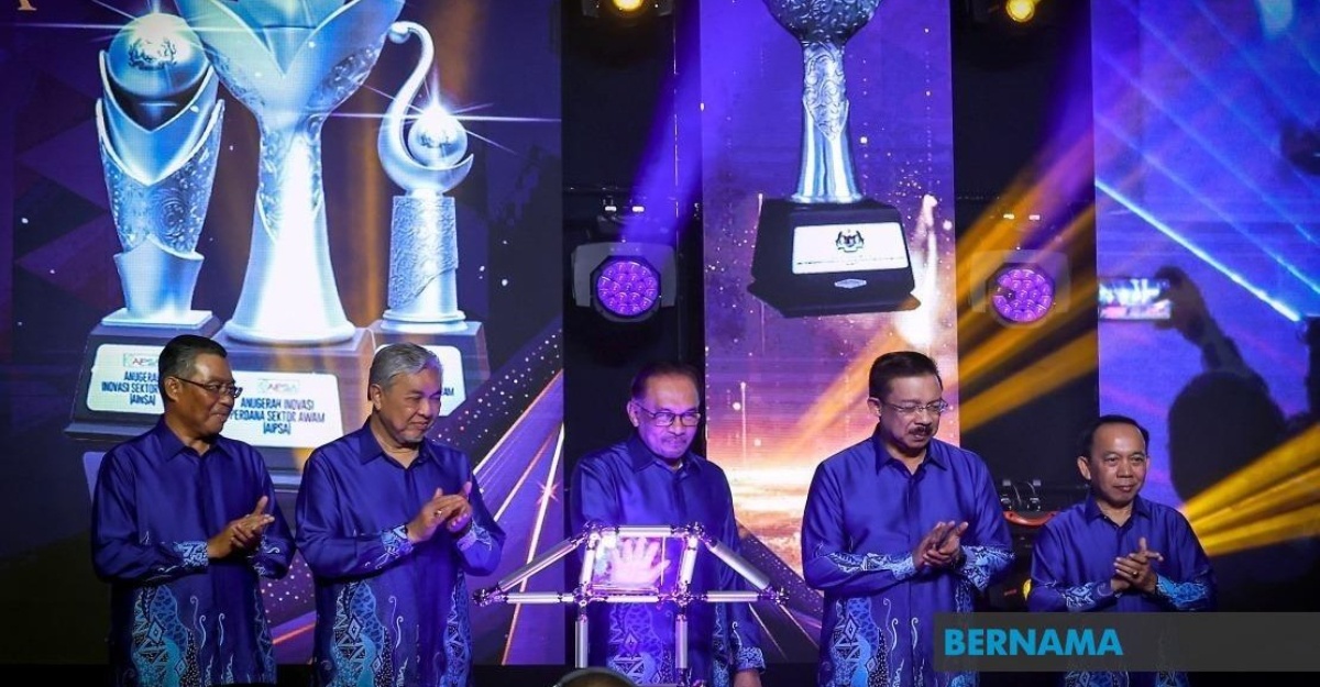 Skim Gaji Baharu Penjawat Awam Akan Diumum Sebelum Akhir 2024 - PM