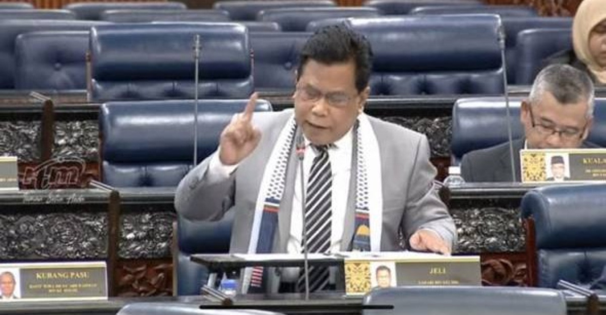 Ahli Parlimen Jeli Turut Tampil, Nyatakan Sokongan Terhadap Kepimpinan Anwar