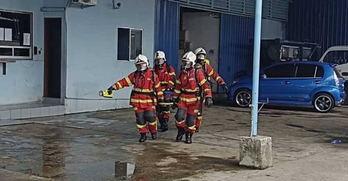 Seorang Parah, 12 Sesak Nafas Terhidu Gas Amonia Bocor Kilang Ais Di Sandakan