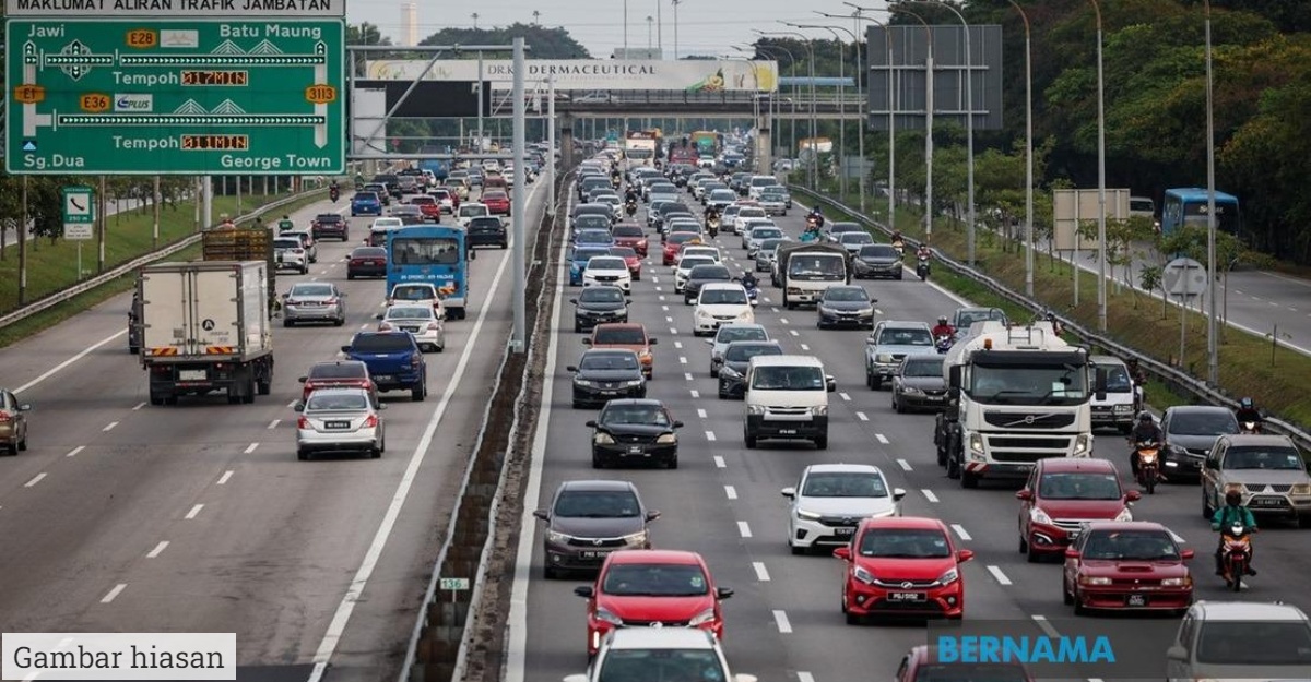 Trafik Lebuh Raya Utama Sesak Pagi