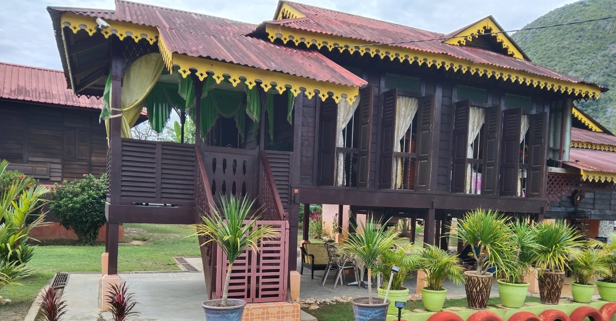 bukan homestay