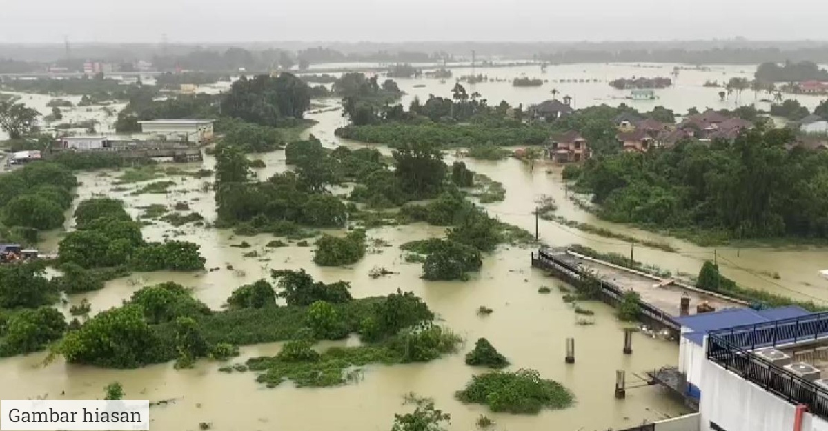 anwar tinjau banjir kelantan