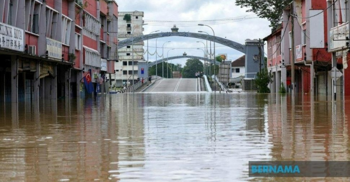 kota tinggi lumpuh