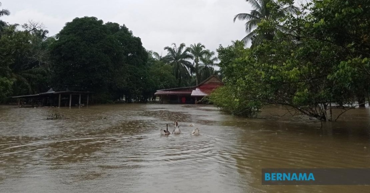 empat hari rumah banjir pps