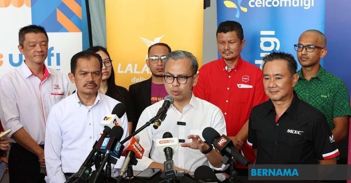 kerajaan perpaduan tidak masuk campur siasatan