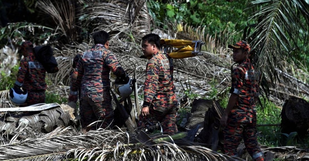kronologi pesawat terhempas kapar